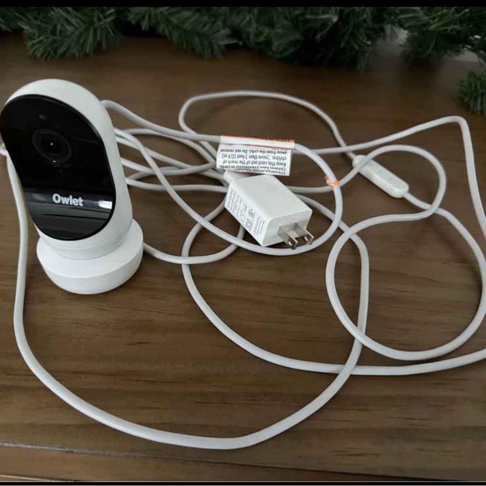 Owlet Baby Monitor Camera with Charger